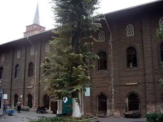 Arap-Camii-07